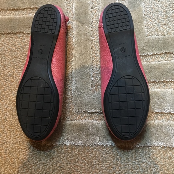 BALENCIAGA - Arena Perforated Ballet Flat, size 8 but fits 7.5 instead. - Picture 8 of 9